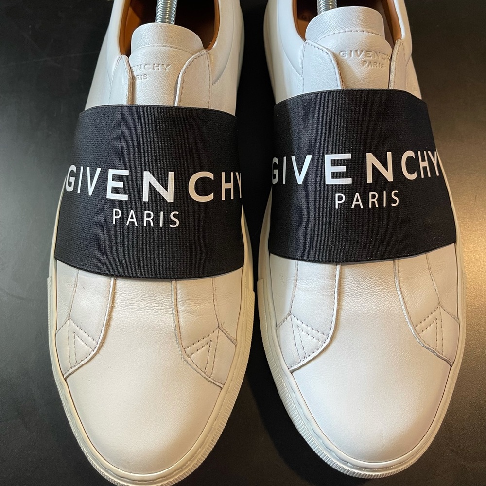 Givenchy White sneaker